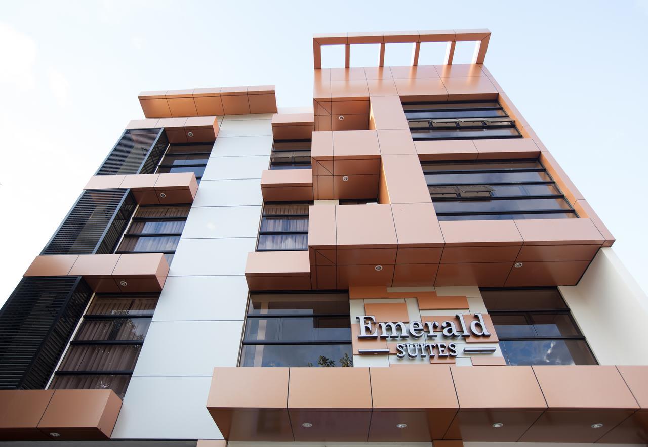 Emerald Suites Cdo Cagayan de Oro Exterior photo